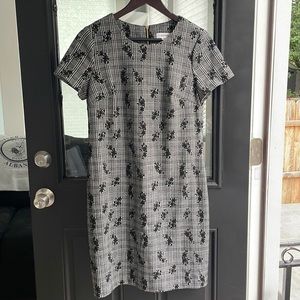 EUC Calvin Klein black plaid short sleeve dress size 10
